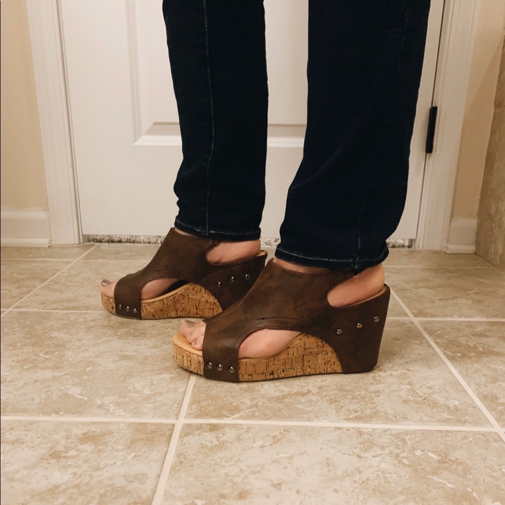 Wedge heel sandals